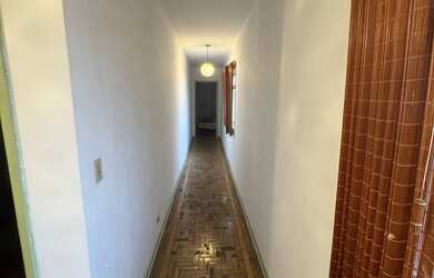 Imagem 2: 3 dormitórios, 3 suíte, 5 banheiro, 3 vagas na garagem, 218M² de Área Construída