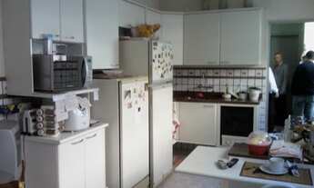 Imagem 6: 3 dormitórios, 1 suítes, 3 banheiro, 2 vagas na garagem, 200M² de Área Total