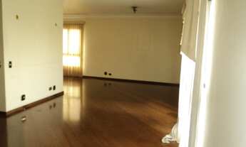 Imagem 2: 3 dormitórios, 1 suítes, 3 banheiro, 3 vagas na garagem, 173M² de Área Construída