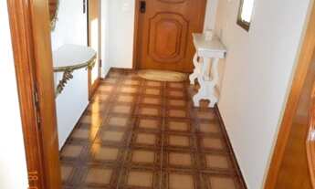 Imagem 2: 3 dormitórios, 1 suítes, 3 banheiro, 3 vagas na garagem, 129M² de Área Construída