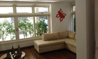 Imagem 2: 4 dormitórios, 1 suítes, 3 banheiro, 2 vagas na garagem, 350M² de Área Total