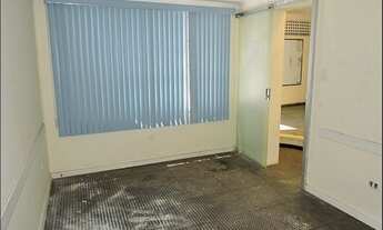 Imagem 5: 8 dormitórios, 4 vagas na garagem, 238M² de Área Construída, 238M² de Área Total