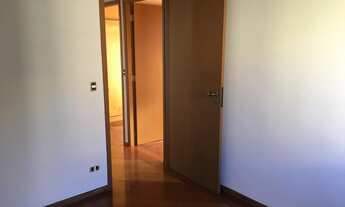 Imagem 2: 3 dormitórios, 1 suítes, 2 banheiro, 2 vagas na garagem, 65M² de Área Construída