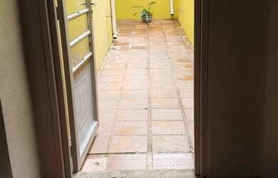 Imagem 4: 2 dormitórios, 3 banheiro, 2 vagas na garagem