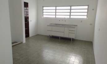 Imagem 4: 3 dormitórios, 1 suítes, 4 banheiro, 2 vagas na garagem