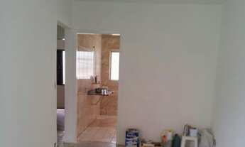 Imagem 2: 2 dormitórios, 1 banheiros, 1 vaga na garagem