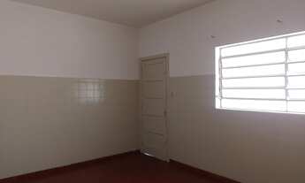 Imagem 6: 2 dormitórios, 1 banheiros, 1 vaga na garagem