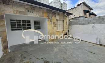 Imagem: 2 dormitórios, 1 banheiros, 1 vaga na garagem