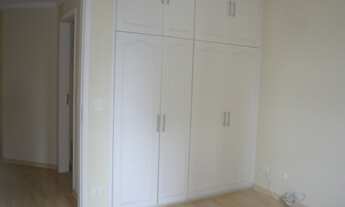 Imagem 6: 3 dormitórios, 1 suítes, 4 banheiro, 2 vagas na garagem, 186M² de Área Construída