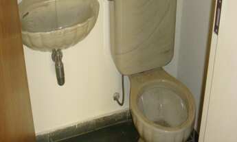 Imagem 2: 4 dormitórios, 2 suíte, 2 banheiro, 3 vagas na garagem