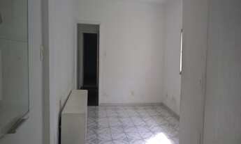 Imagem 2: 3 dormitórios, 1 suítes, 3 banheiro, 2 vagas na garagem