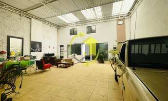 Imagem 1: GALPÃO COM RESIDÊNCIA - 260 M² AC - 100 M² GALPÃO - 5 VAGAS