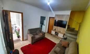 Imagem: Sobrado em condomínio fechado de 2 dormitórios