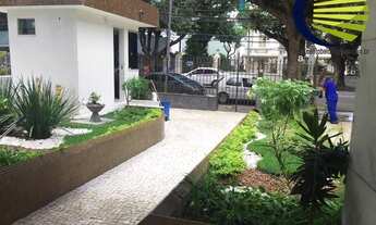 Imagem 2: NA VITÓRIA APARTAMENTO 213 M2, NASCENTE 4/4 , AMPLO VENTILADO COM 4 VAGAS DE GARAGEM SOLT