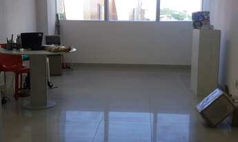 Imagem 2: Excelente Sala no Salvador Business , ampla , nascente , com porcelanato e ar condicionado