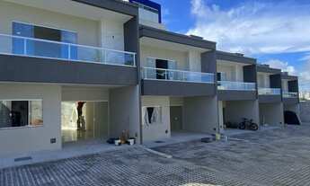 Imagem 2: Casa com 4/4 sendo 03 suítes, 1 master com Closet e Varanda privativa no andar superior e