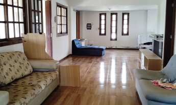 Imagem 5: SÍTIO COM PISCINA COM RAIA, RUA ASFALTADA, PORTÃO , CASA 4/4 SENDO 1 SUÍTE, COZINHA, VARA