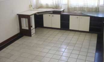 Imagem 7: 4 dormitórios, 1 suítes, 3 banheiro, 2 vagas na garagem, 290M² de Área Construída