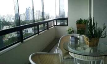 Imagem 2: 3 dormitórios, 3 suíte, 4 vagas na garagem, 187M² de Área Construída