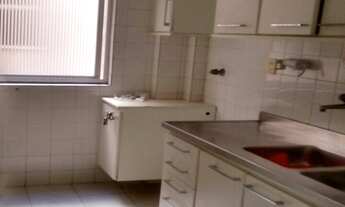 Imagem 5: 3 dormitórios, 1 suítes, 2 banheiro, 1 vaga na garagem, 147M² de Área Construída