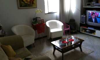 Imagem: 2 dormitórios, 2 banheiro, 1 vaga na garagem