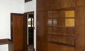 Imagem 5: 4 dormitórios, 1 suítes, 4 banheiro, 2 vagas na garagem, 300M² de Área Construída