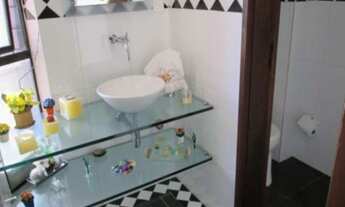 Imagem 2: 4 dormitórios, 2 suíte, 4 banheiro, 2 vagas na garagem, 200M² de Área Construída