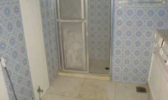 Imagem 3: 4 dormitórios, 1 suítes, 3 banheiro, 2 vagas na garagem, 247M² de Área Construída