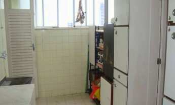 Imagem 2: 4 dormitórios, 1 suítes, 3 banheiro, 1 vaga na garagem, 160M² de Área Construída