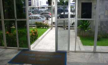 Imagem 6: 4 dormitórios, 1 suítes, 2 banheiro, 1 vaga na garagem, 172M² de Área Construída