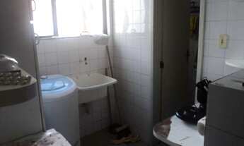 Imagem 4: 4 dormitórios, 1 suítes, 2 banheiro, 1 vaga na garagem, 105M² de Área Construída