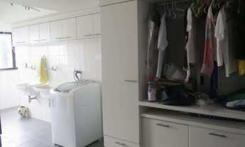 Imagem 7: 4 dormitórios, 4 suíte, 5 banheiro, 4 vagas na garagem, 396M² de Área Construída