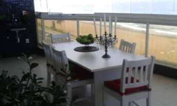 Imagem 4: 4 dormitórios, 1 suítes, 3 banheiro, 2 vagas na garagem, 197M² de Área Construída