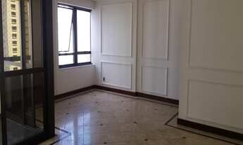 Imagem 2: 4 dormitórios, 2 suíte, 2 banheiro, 2 vagas na garagem, 134M² de Área Construída