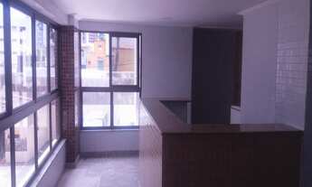 Imagem 2: 3 dormitórios, 1 suítes, 2 banheiro, 1 vaga na garagem, 155M² de Área Construída