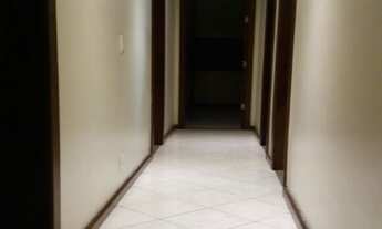 Imagem 1: 3 dormitórios, 1 suítes, 2 banheiro, 2 vagas na garagem, 133M² de Área Construída