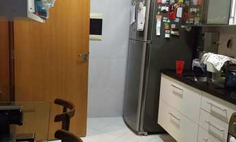 Imagem: 2 dormitórios, 1 suítes, 2 banheiro, 2