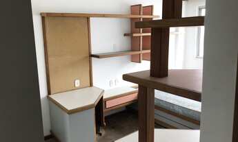 Imagem 7: 2 dormitórios, 1 suítes, 2 banheiro, 2 vagas na garagem, 420M² de Área Construída