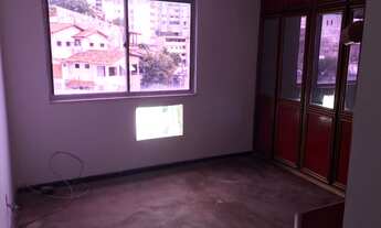 Imagem 5: 2 dormitórios, 1 suítes, 2 banheiro, 2 vagas na garagem, 420M² de Área Construída