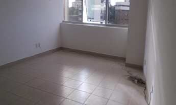 Imagem 7: SALA AMPLA E VENTILADA COM VISTA ESPETACULAR, EM PRÉDIO NOVO NA AVENIDA ANTONIO CARLOS MAG