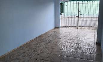 Imagem: Casa Ampla, bem localizada, e com pomar