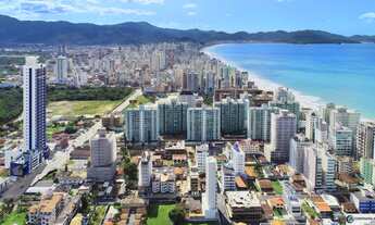 Imagem 4: 3 dormitórios, 3 suíte, 4 banheiro, 3 vagas na garagem, 128M² de Área Construída