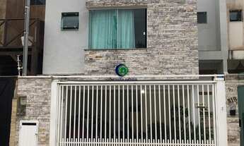 Imagem 6: 3 dormitórios, 3 suíte, 2 vagas na garagem, 170M² de Área Construída