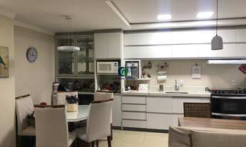 Imagem 7: 3 dormitórios, 3 suíte, 2 vagas na garagem, 170M² de Área Construída