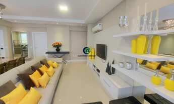 Imagem: No centro de Balneário, 3 suítes e 3 vagas