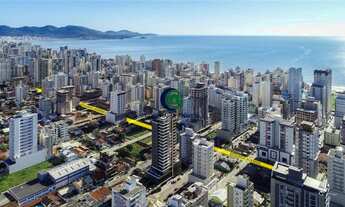 Imagem 2: 3 dormitórios, 3 suíte, 4 banheiro, 2 vagas na garagem, 130M² de Área Construída