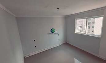 Imagem 4: Apartamento andar alto linda vista perto da praia 3 suítes 2 vagas