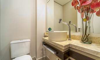 Imagem 2: 3 dormitórios, 1 suítes, 2 banheiro, 2 vagas na garagem, 190M² de Área Construída