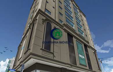 Imagem 4: 3 dormitórios, 3 suíte, 4 banheiro, 2 vagas na garagem, 179M² de Área Construída