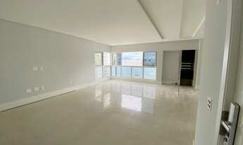 Imagem: 3 dormitórios, 3 suíte, 4 banheiro, 3